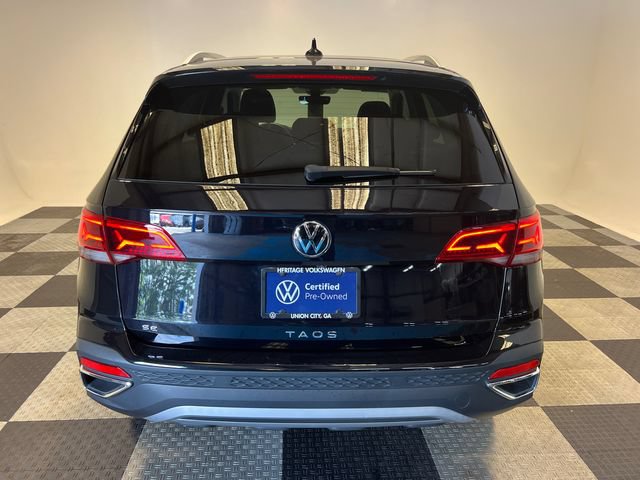 Certified 2023 Volkswagen Taos SE FWD image 4