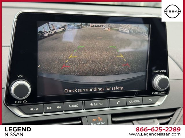 Used 2025 Nissan Altima 2.5 SV FWD image 28