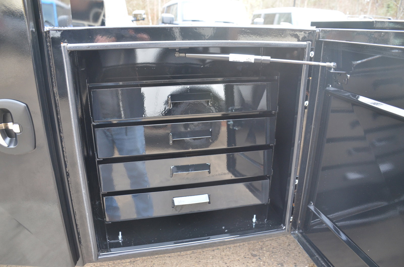 New 2023 Ford F550 4x4 Regular Cab Super Duty image 13