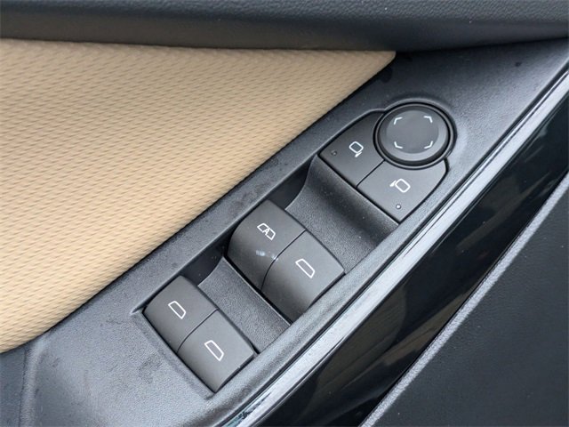 New 2026 Chevrolet Equinox ACTIV w/ Convenience Package III image 9