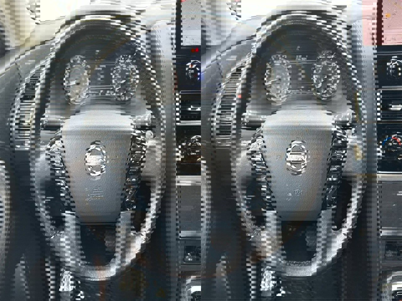 Certified 2024 Nissan Armada SV image 26