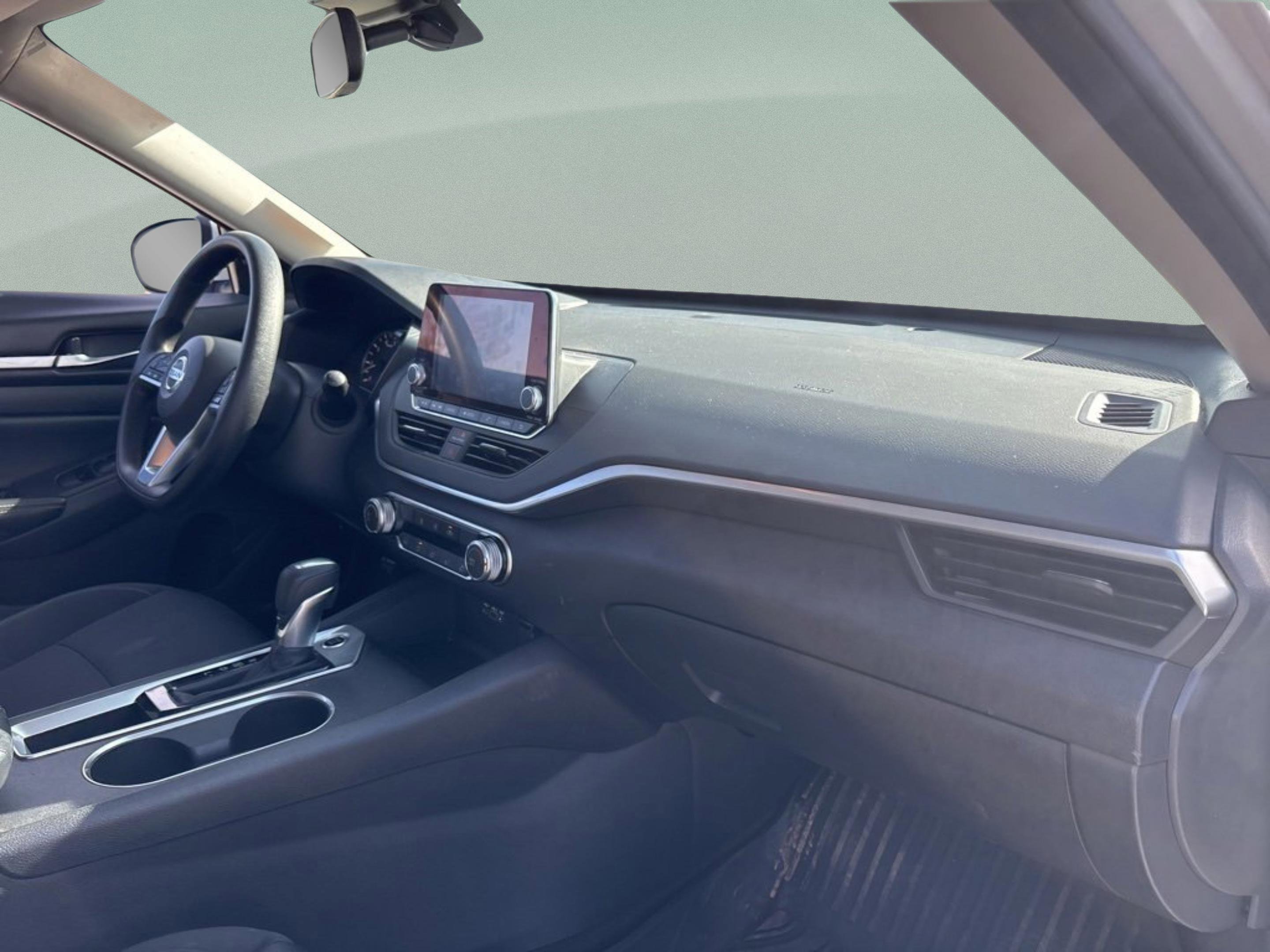 Used 2022 Nissan Altima 2.5 SV image 30