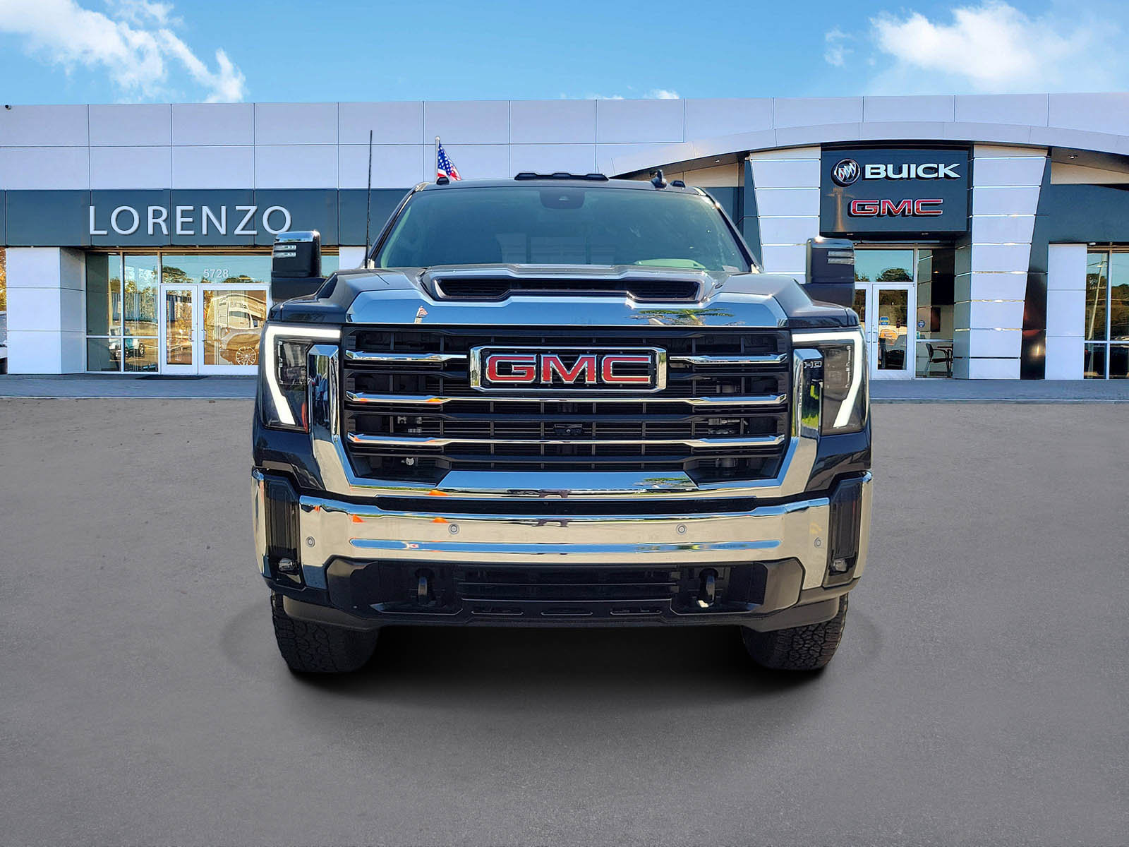 Used 2025 GMC Sierra 2500 SLT w/ SLT Premium Package AWD/4WD image 2