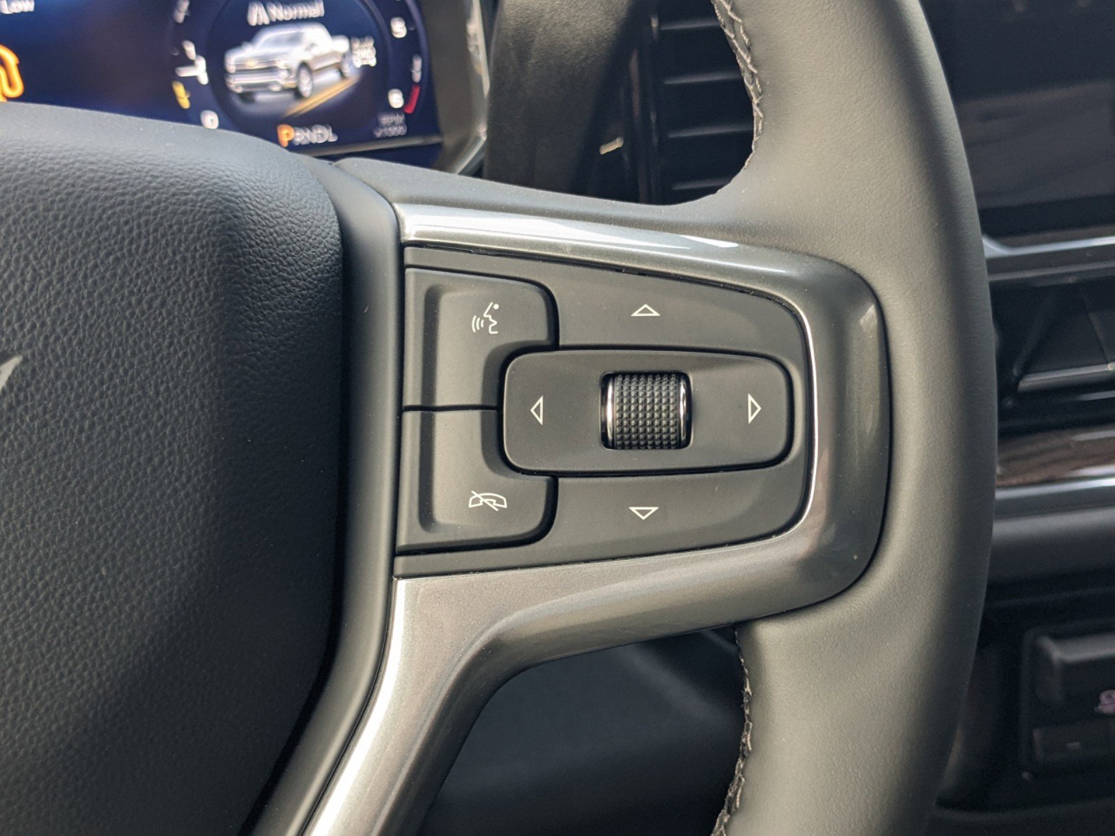 New 2025 Chevrolet Silverado 1500 LT image 29