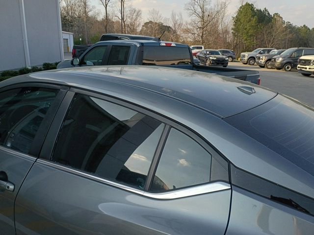 Used 2022 Nissan Sentra SV w/ Lighting Package image 7