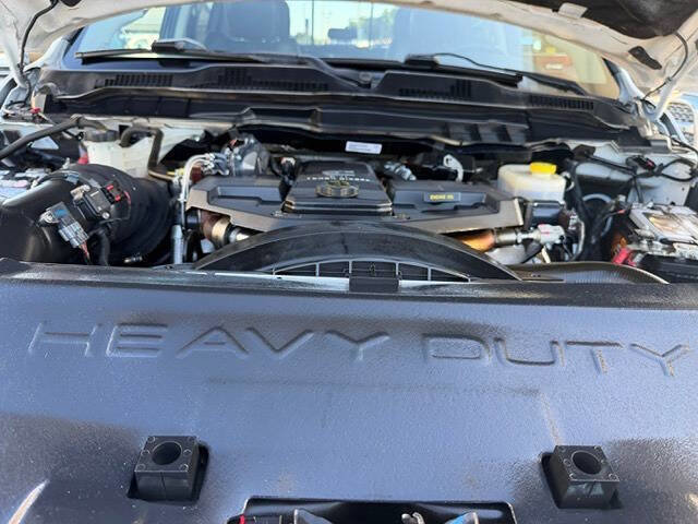 Used 2015 RAM 2500 Limited AWD/4WD image 73