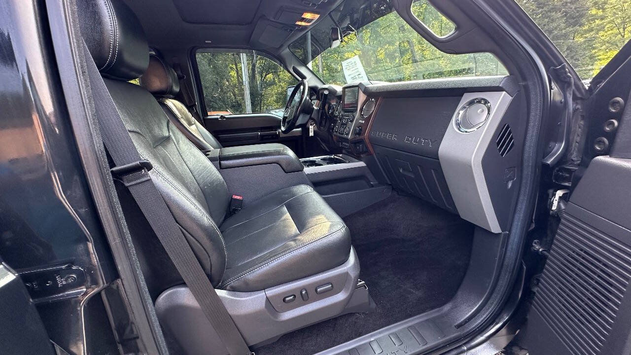 Used 2015 Ford F250 Lariat w/ Chrome Package AWD/4WD image 10