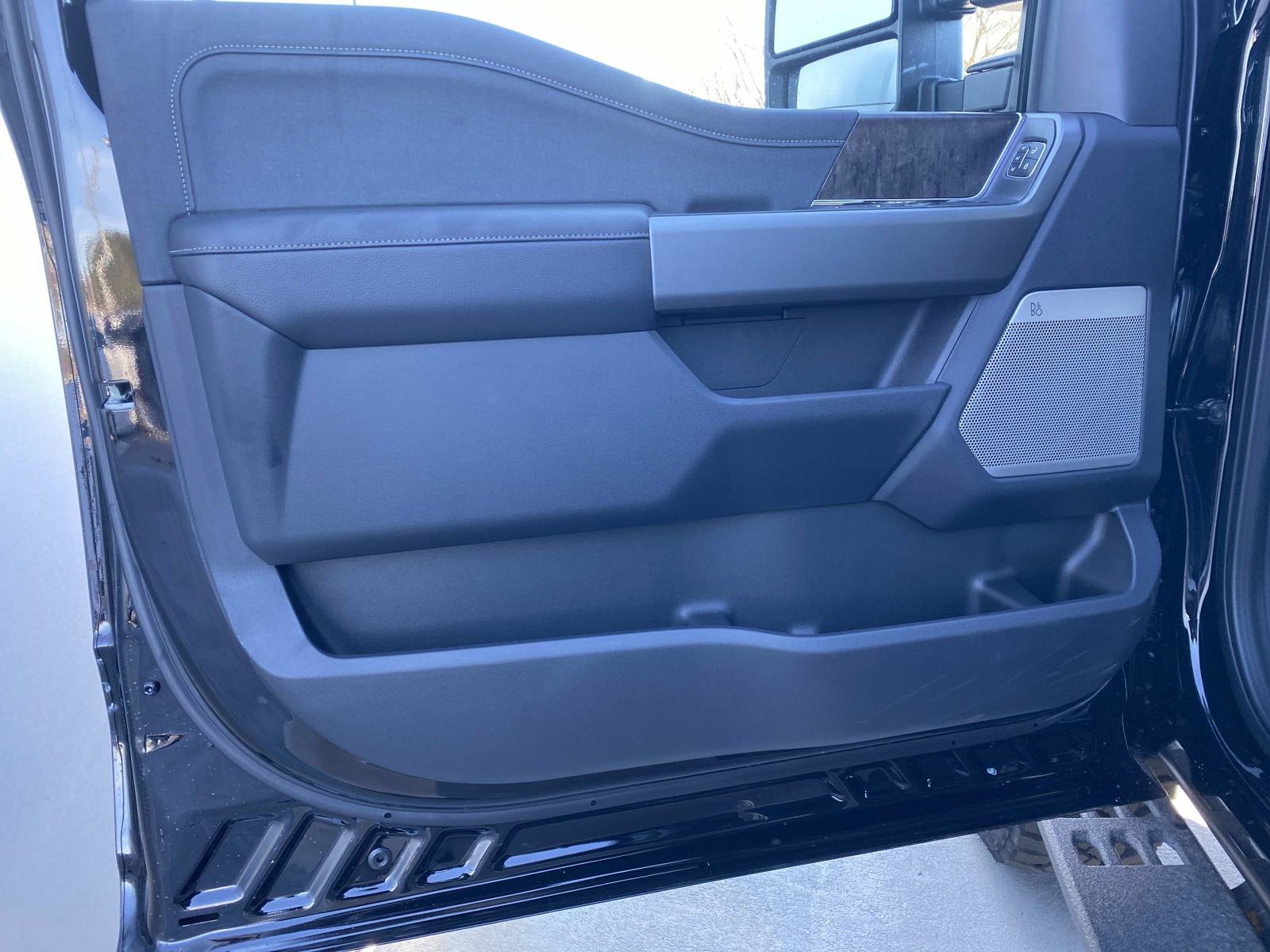 New 2026 Ford F350 Lariat w/ Tremor Off-Road Package AWD/4WD image 15