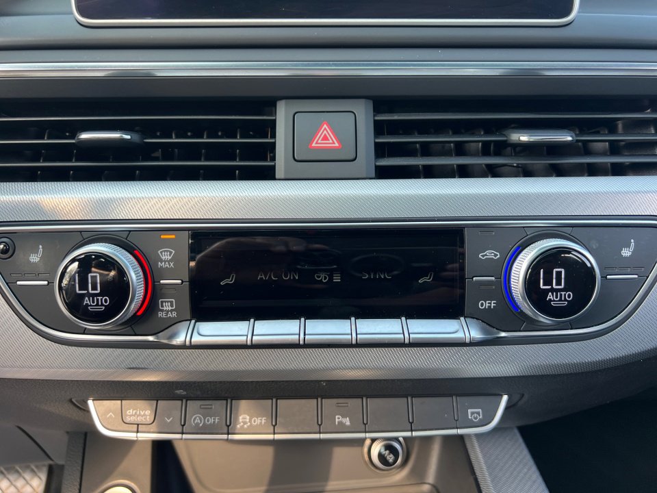 Used 2017 Audi A4 2.0T Prestige image 18