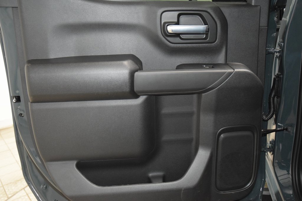 New 2026 Chevrolet Silverado 1500 Custom Trail Boss w/ Turbomax Blackout Package image 46