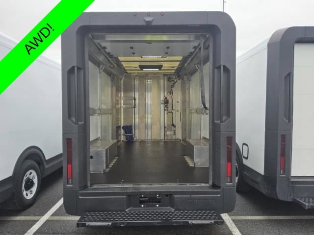 Used 2024 Chevrolet Brightdrop 600 w/ Commercial Equipment Package AWD/4WD image 7