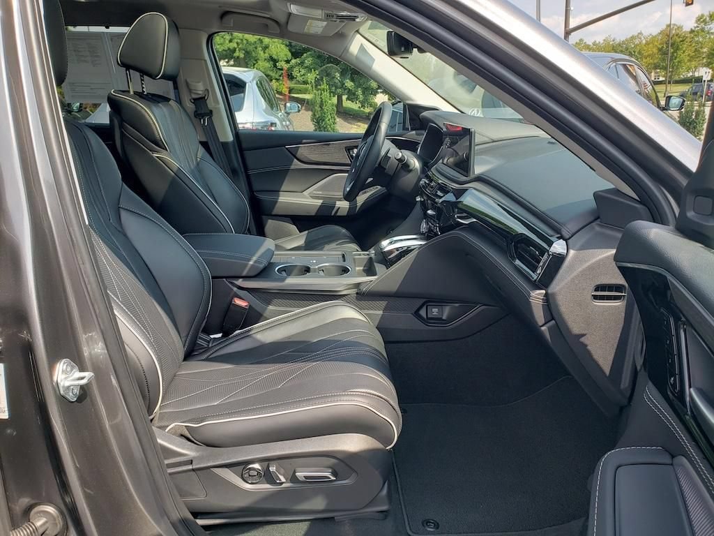 Certified 2026 Acura MDX w/ Advance Package AWD/4WD image 24