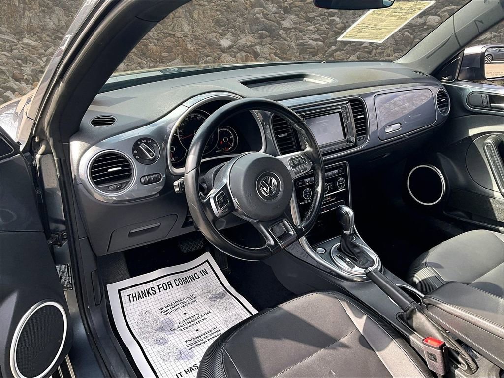 Used 2019 Volkswagen Beetle 2.0T SE FWD image 12