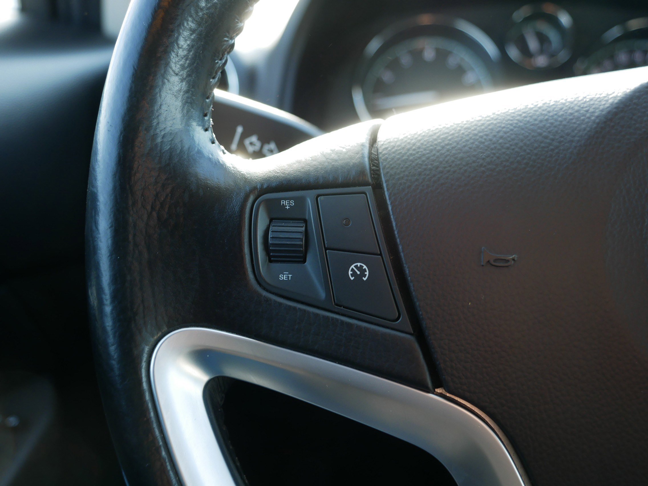 Used 2012 Chevrolet Captiva Sport LT w/ Convenience Package image 30