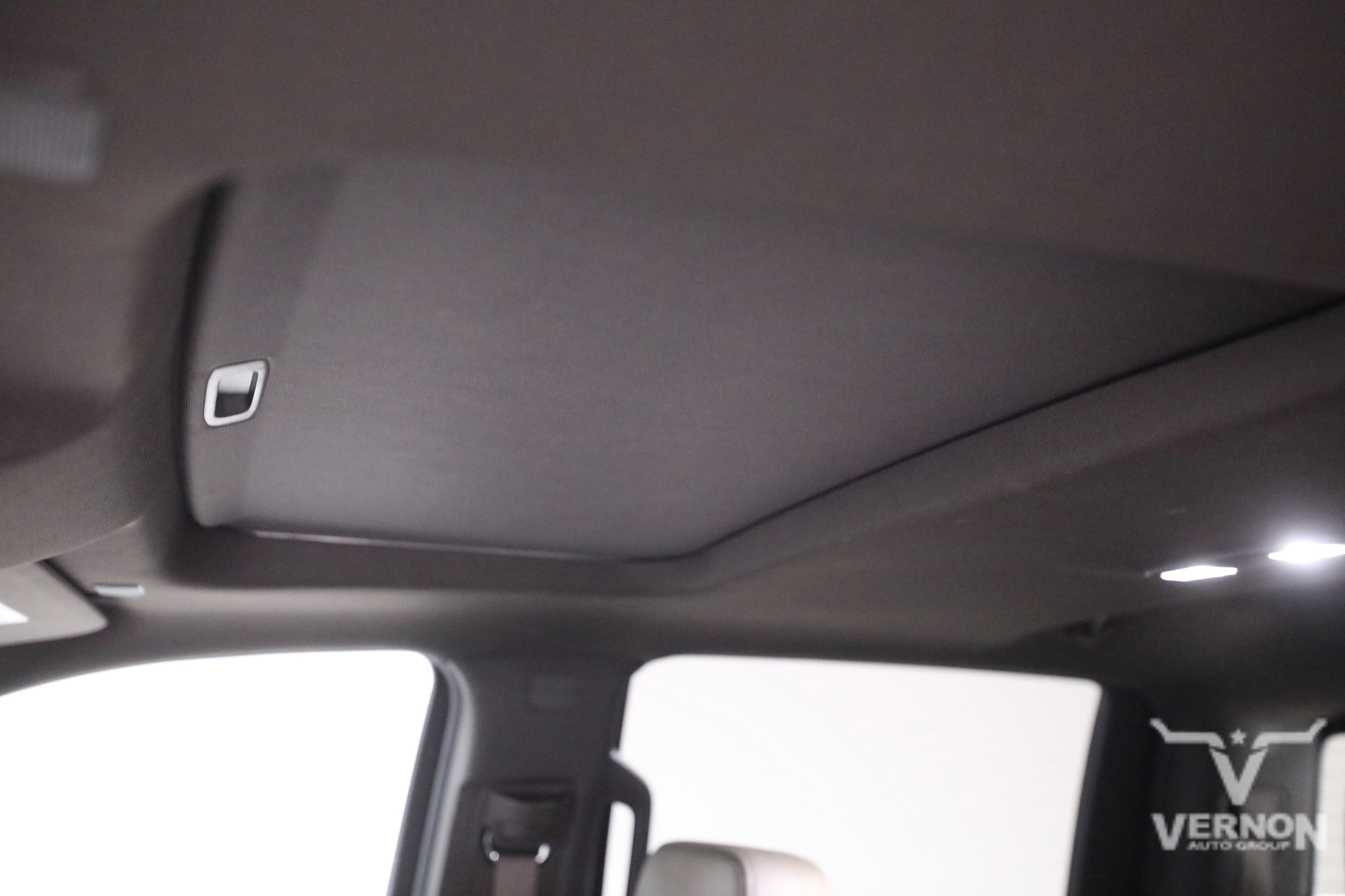 Used 2024 Chevrolet Silverado 3500 LTZ w/ LTZ Convenience Package image 14