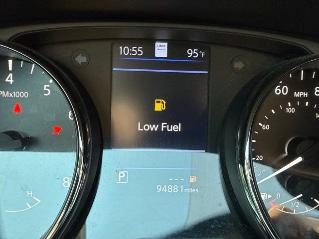 Used 2020 Nissan Rogue Sport SL w/ Premium Package FWD image 10