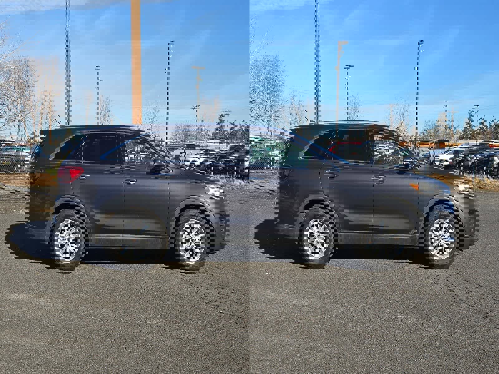 Used 2019 Kia Sorento LX image 8