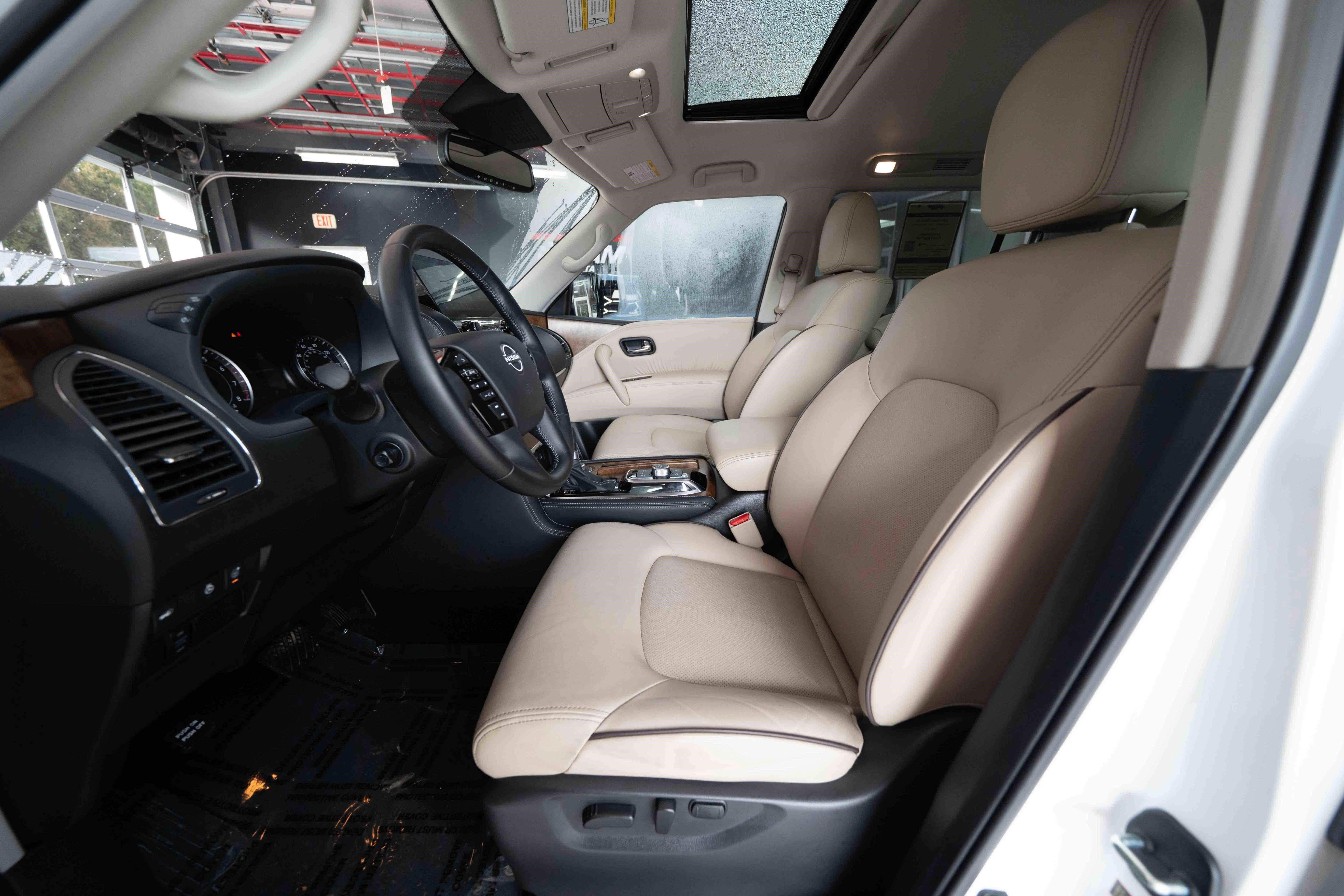 Used 2024 Nissan Armada SL w/ Captain's Chairs Package image 9