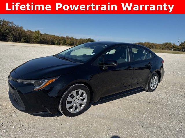 Used 2023 Toyota Corolla LE image 1