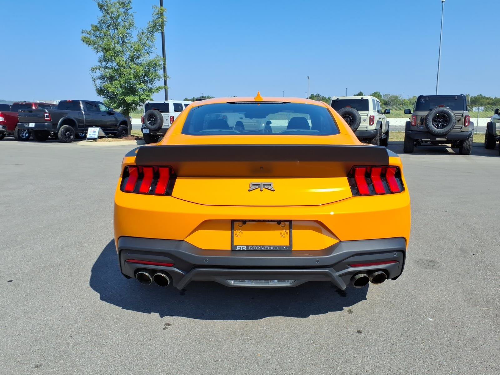 Used 2026 Ford Mustang GT Premium w/ GT Performance Package RWD image 4