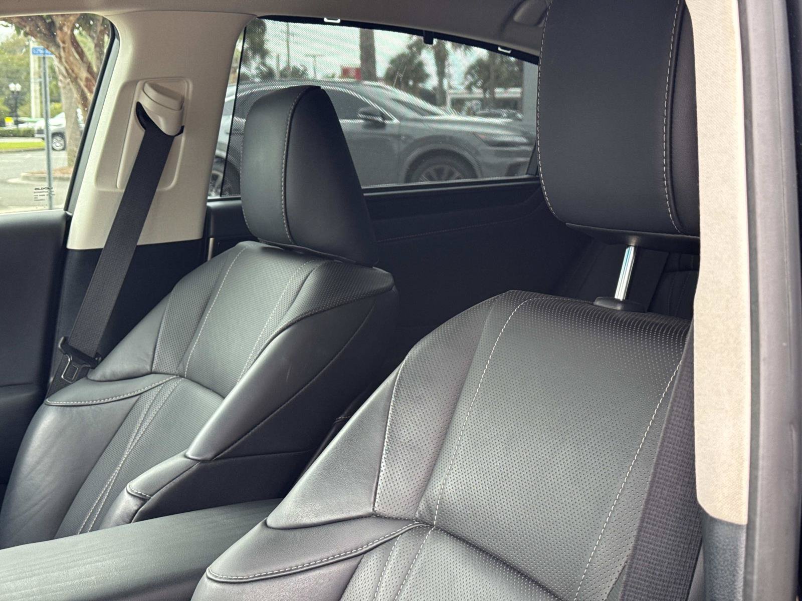 Certified 2022 Lexus ES 350 Ultra Luxury w/ Accessory Package 2 FWD image 45
