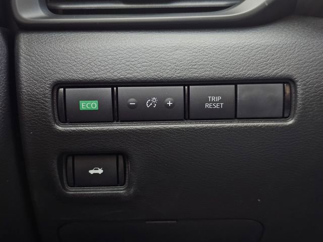 Used 2025 Nissan Sentra S FWD image 33