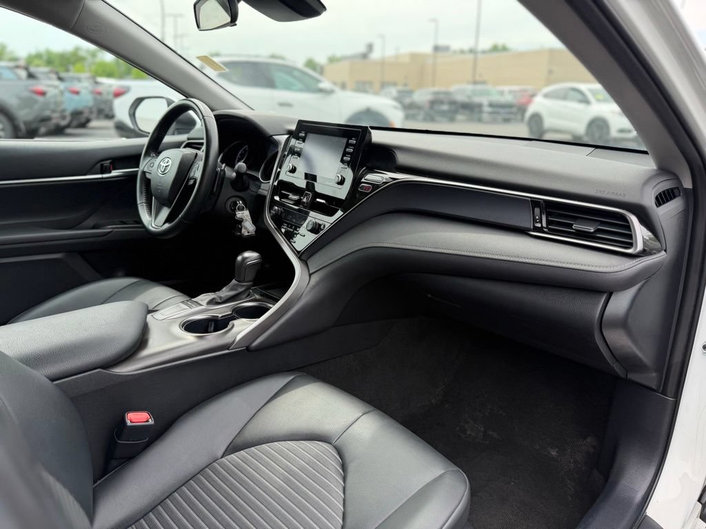 Used 2024 Toyota Camry SE FWD image 24