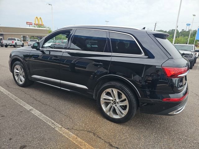 Used 2021 Audi Q7 3.0T Premium Plus w/ Executive Package AWD/4WD image 4