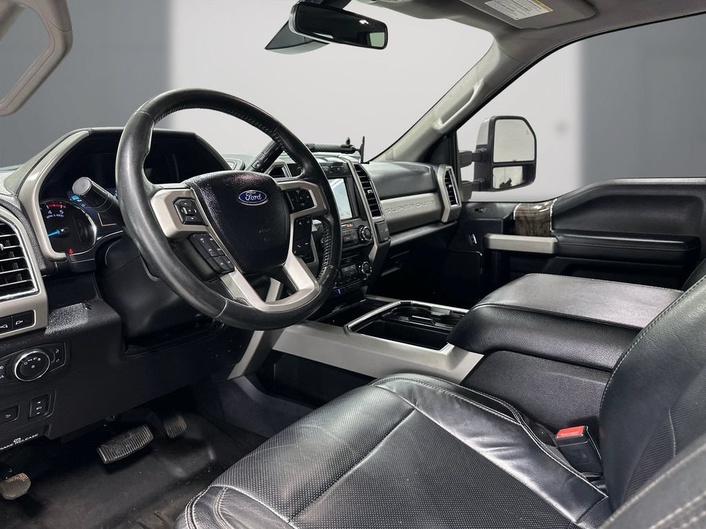 Used 2018 Ford F250 Lariat w/ Lariat Ultimate Package AWD/4WD image 13