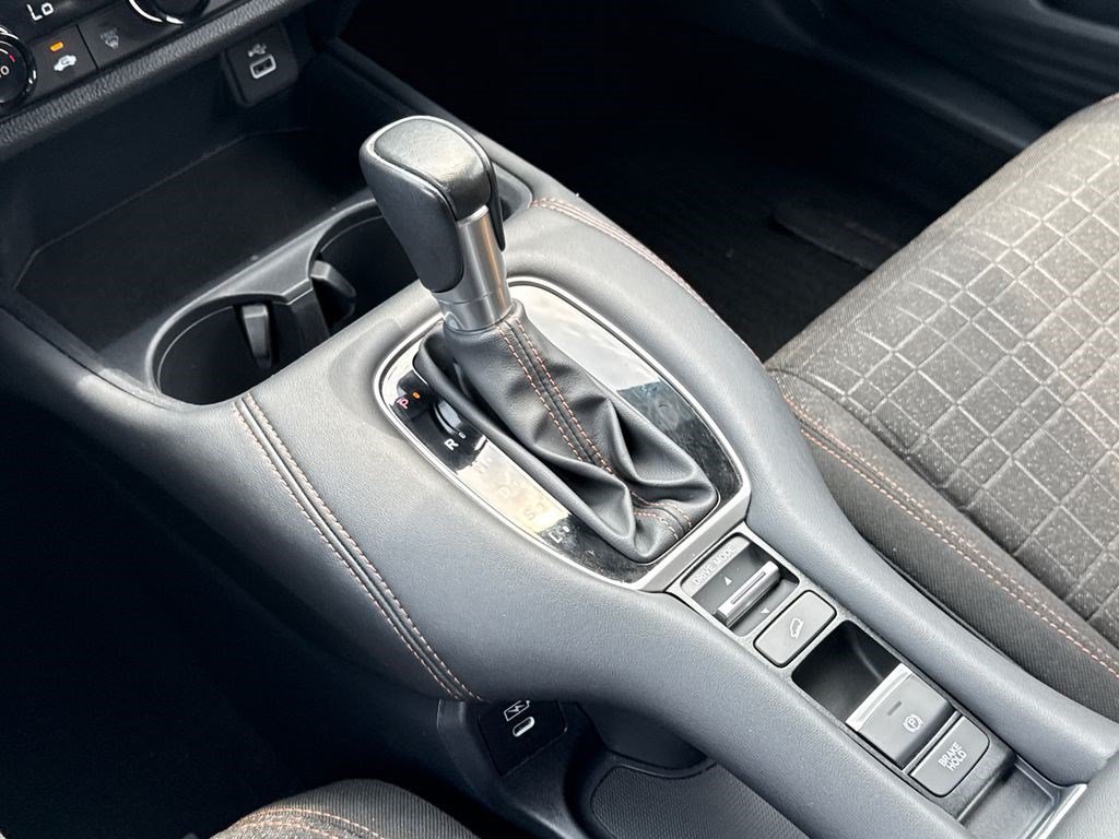 Certified 2024 Honda HR-V Sport image 30