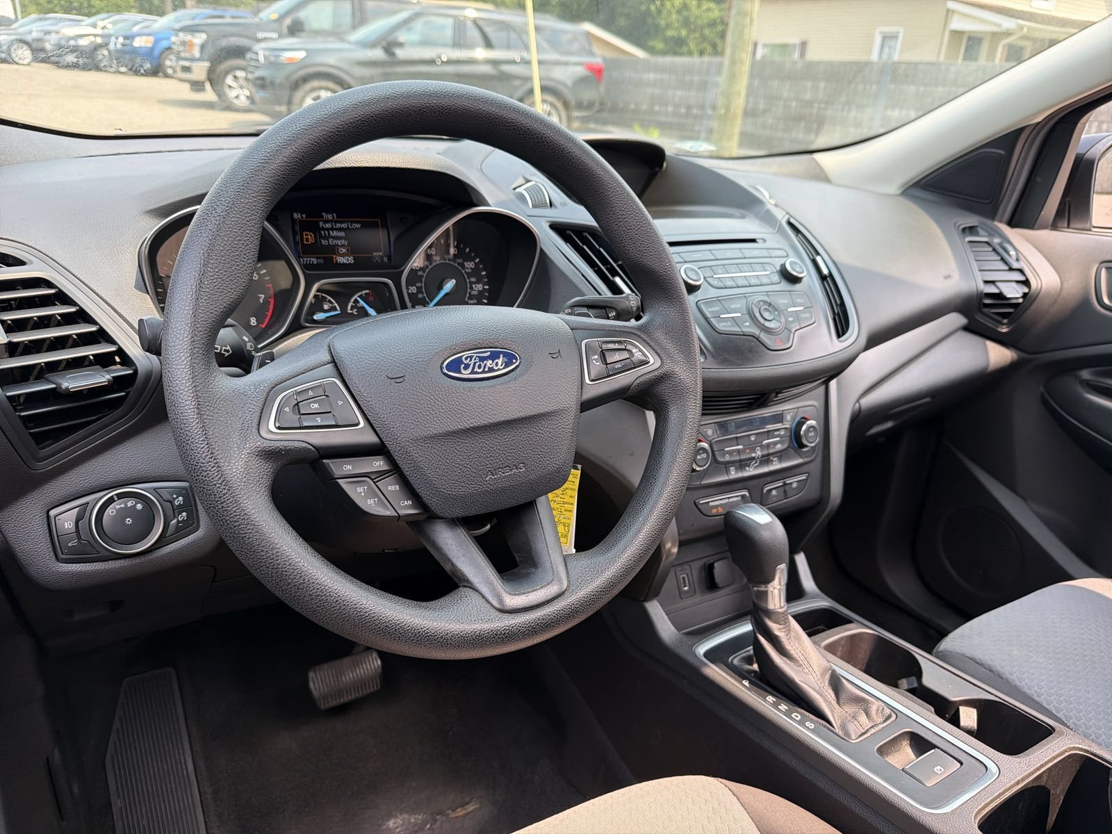 Used 2017 Ford Escape SE FWD image 16