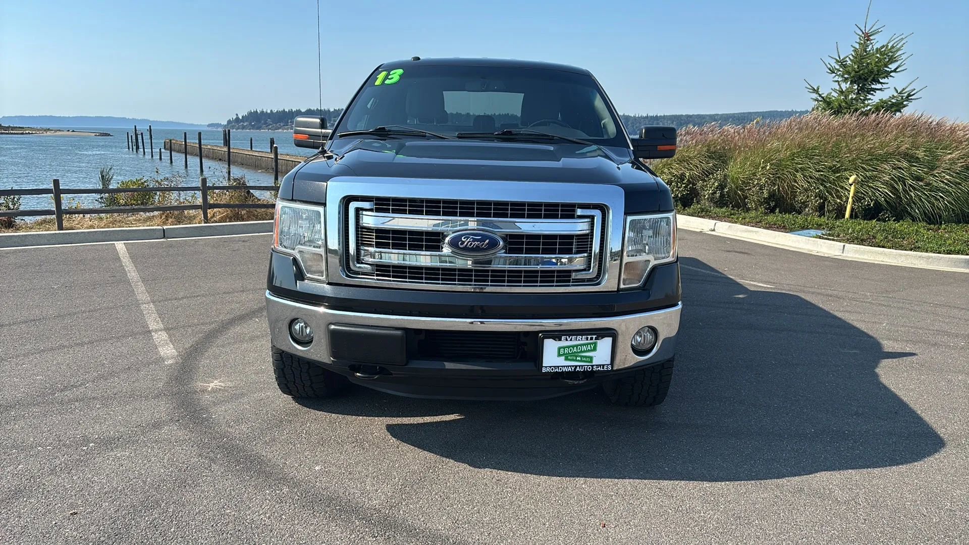 Used 2013 Ford F150 XLT w/ Luxury Equipment Group image 2