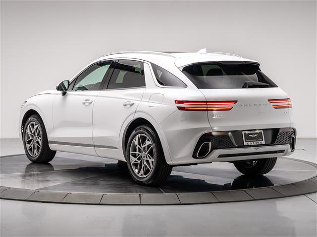 Used 2025 Genesis GV70 2.5T w/ Advanced Package AWD/4WD image 3