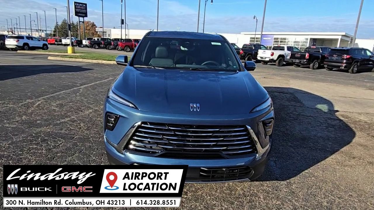 New 2026 Buick Enclave Preferred image 3