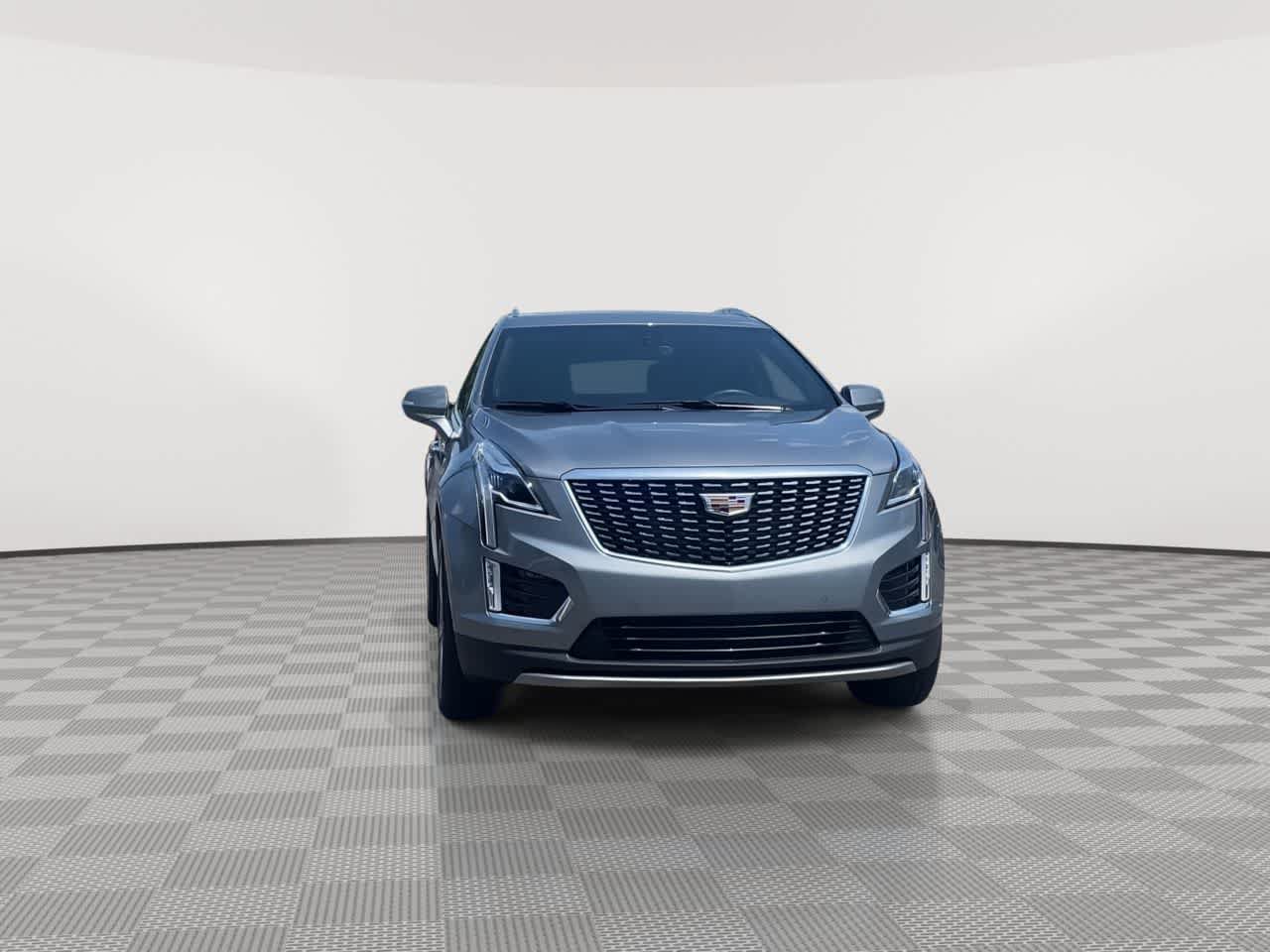 Certified 2024 Cadillac XT5 Premium Luxury FWD image 3