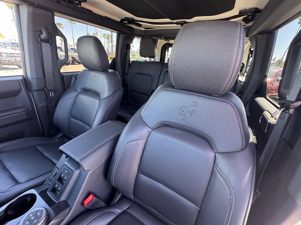 New 2026 Ford Bronco Badlands w/ Sasquatch Package AWD/4WD image 18