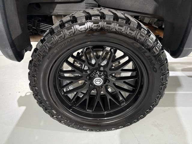 Used 2024 GMC Sierra 1500 AT4X AWD/4WD image 10