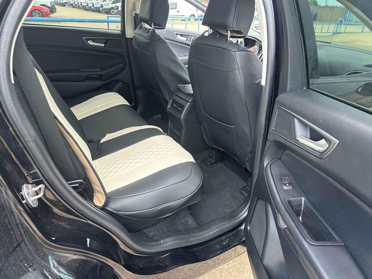 Used 2024 Ford Edge SE AWD/4WD image 17