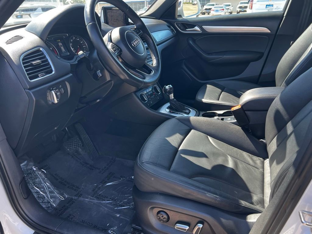 Used 2017 Audi Q3 2.0T Premium Plus w/ Premium Plus Package image 95