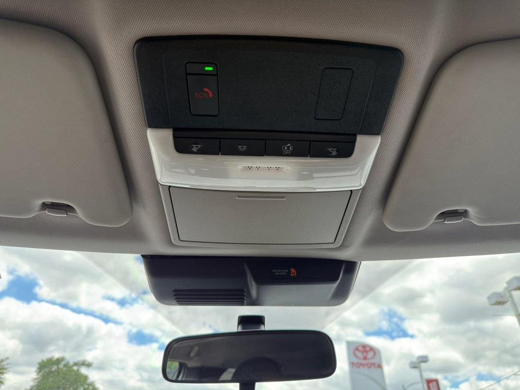 Used 2024 Mitsubishi Outlander SE AWD/4WD image 26