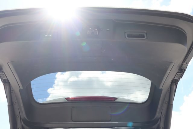 Used 2024 Nissan Rogue SV FWD image 23