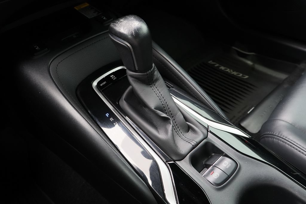 Used 2020 Toyota Corolla XSE FWD image 18