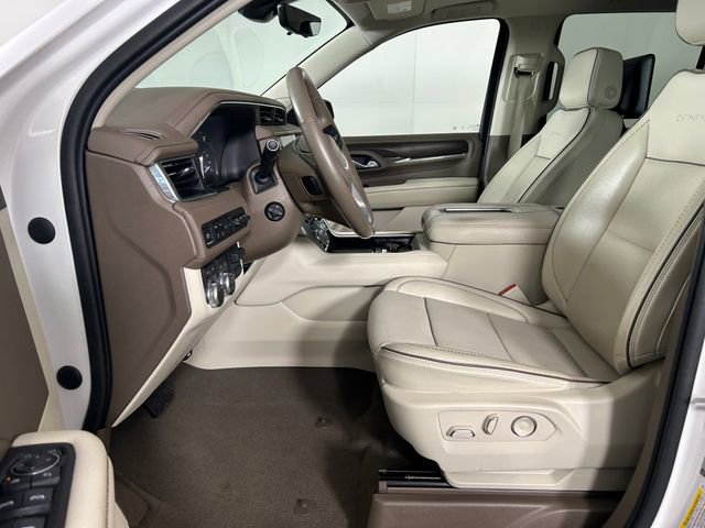 Used 2021 GMC Yukon Denali w/ Denali Premium Package image 12