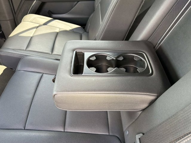 Used 2025 Chevrolet Tahoe LT RWD image 26