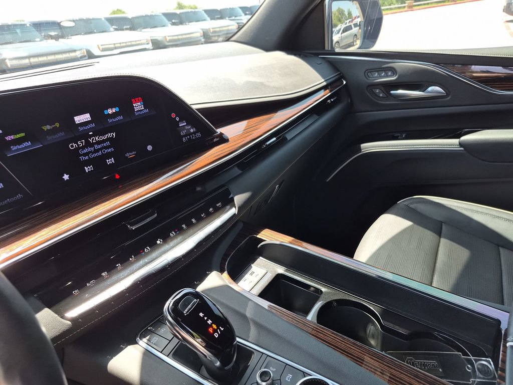 Used 2023 Cadillac Escalade Premium Luxury w/ LPO, Floor Liner Package AWD/4WD image 27