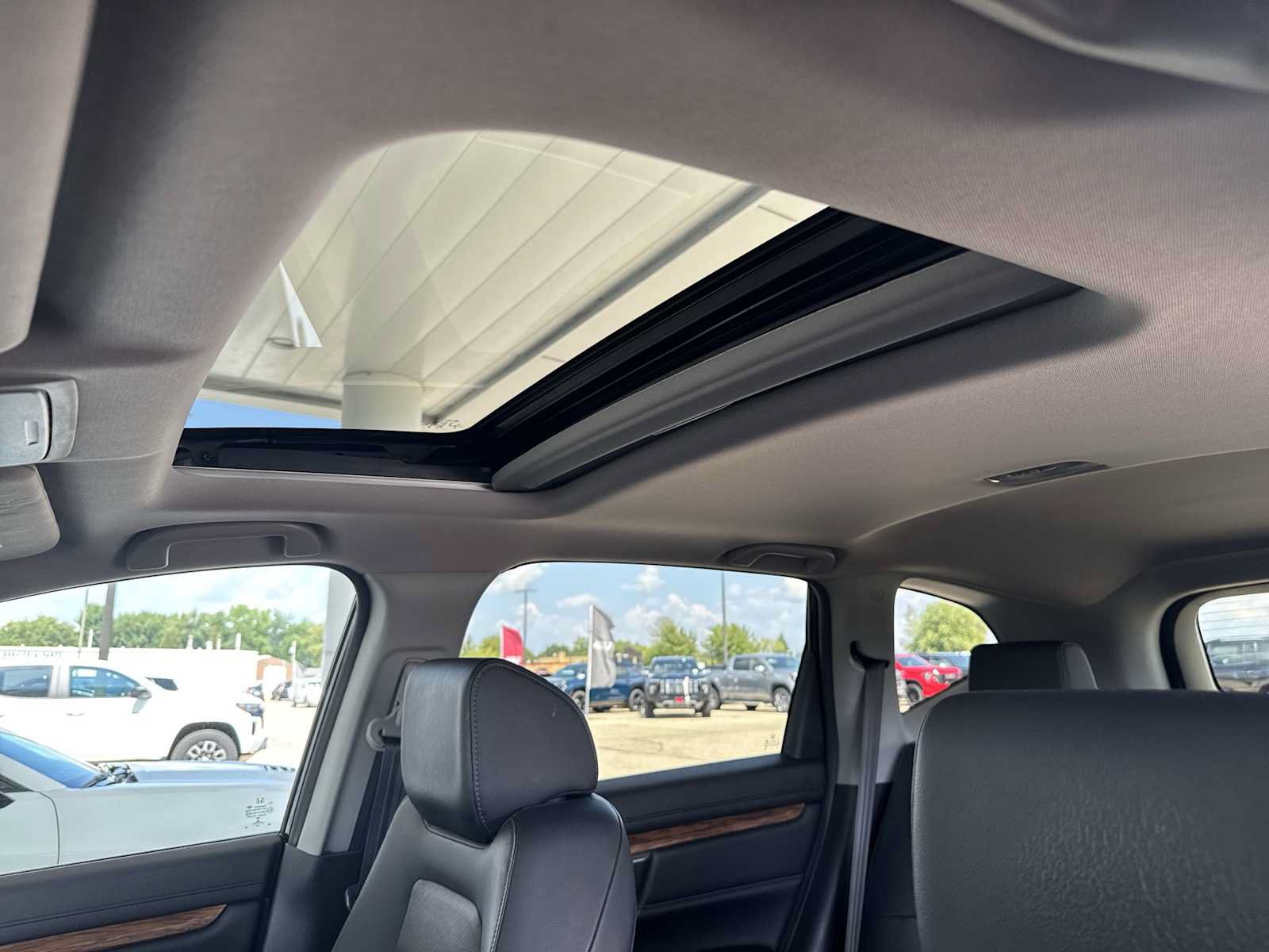 Used 2017 Honda CR-V EX-L image 13