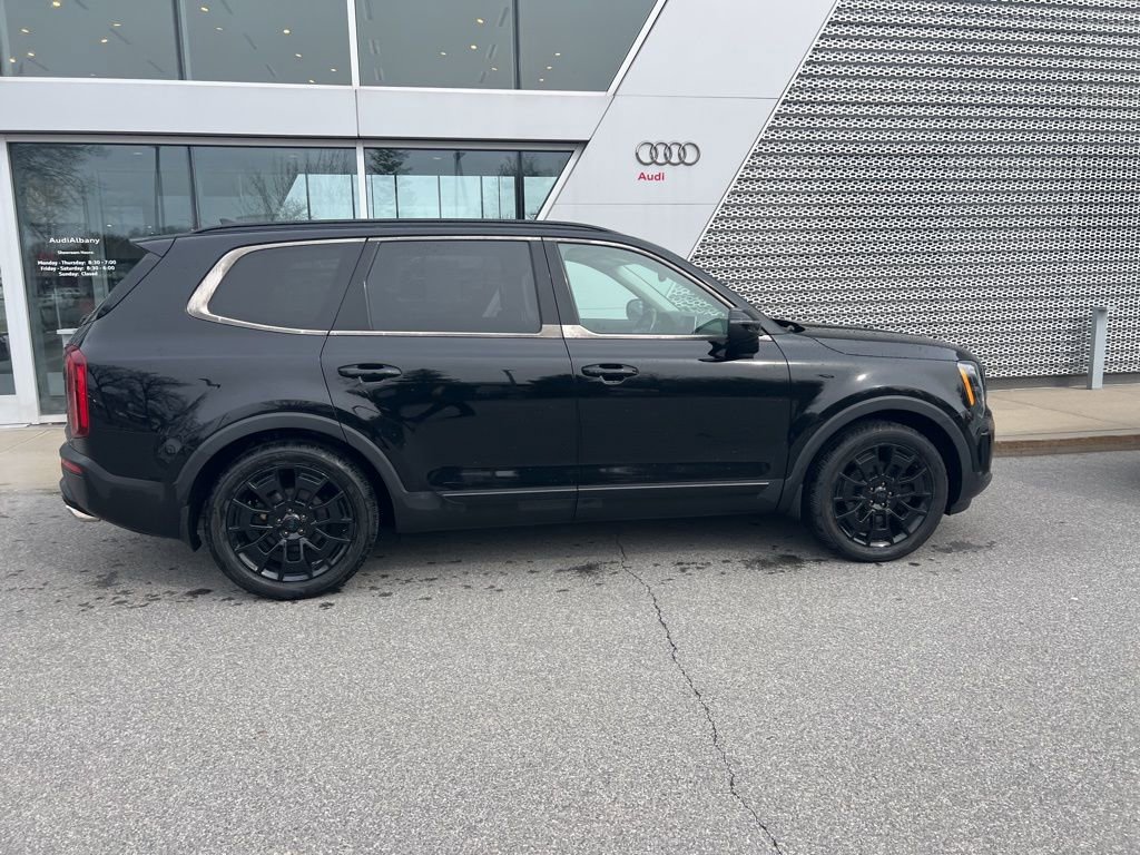Used 2021 Kia Telluride EX w/ EX Premium Package image 15