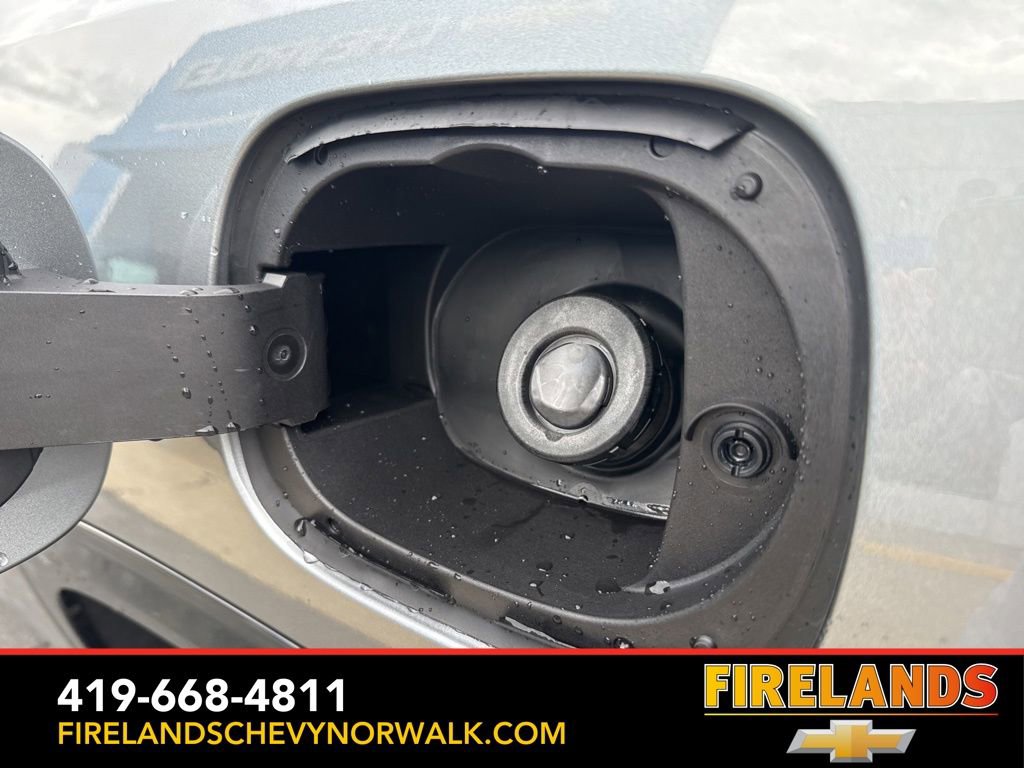 New 2026 Chevrolet Traverse RS w/ LPO, Floor Liner Package image 27