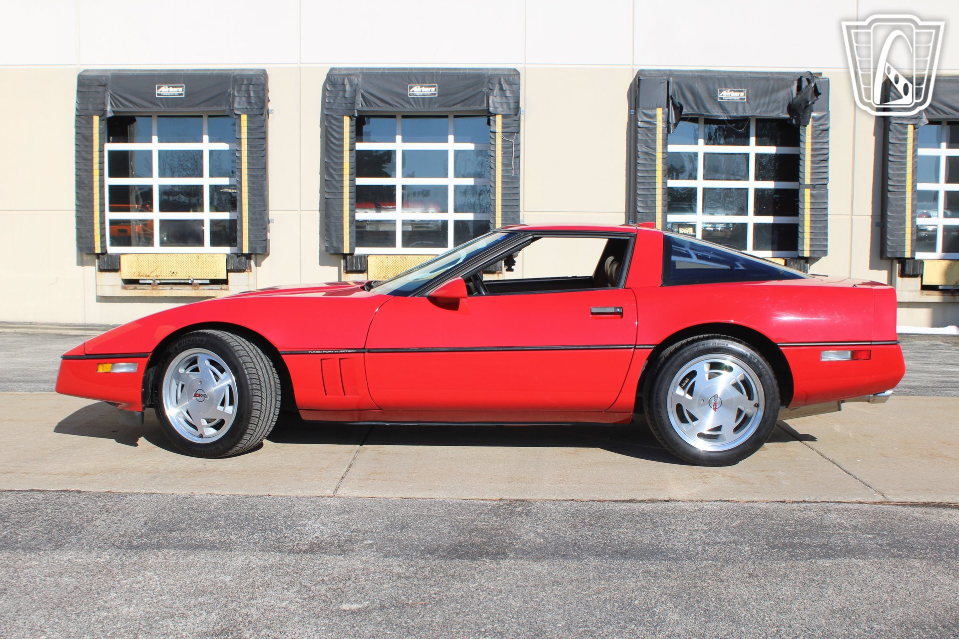Used 1989 Chevrolet Corvette Coupe RWD image 5