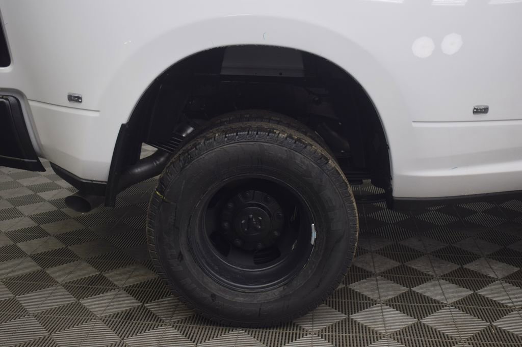 New 2026 RAM 3500 Tradesman image 9